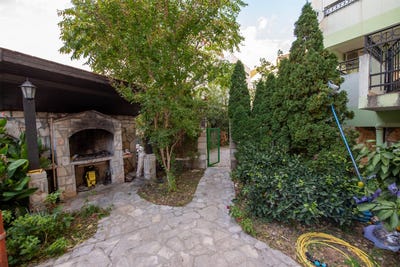 /international/me/budva-budva-310107534476/
