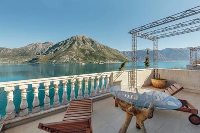 /international/me/kostanjica-kotor-municipality-310107534331/