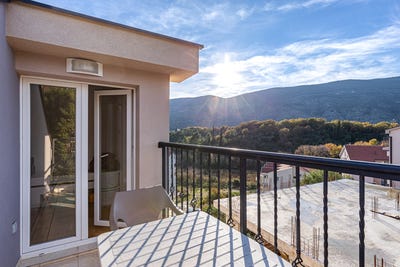 /international/me/apartment-in-a-new-building-igalo-herceg-novi-310107744524/
