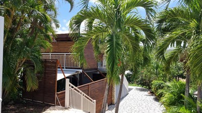 /international/mq/le-diamant-martinique-310098903929/