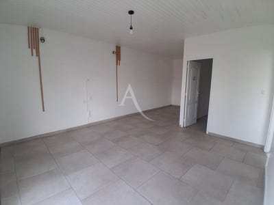 /international/mq/saint-esprit-le-marin-310108921182/