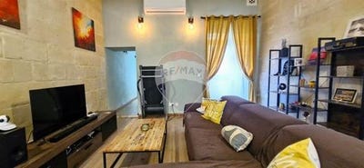 /international/mt/il-hamrun-majjistral-310102674238/