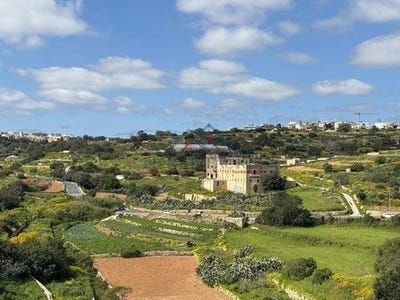 /international/mt/sliema-majjistral-310100174651/