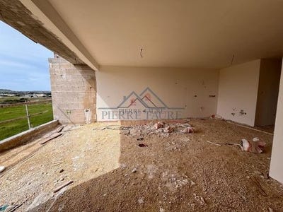 /international/mt/qormi-majjistral-310100174465/
