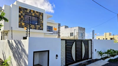 /international/mu/pereybere-riviere-du-rempart-district-310109220180/