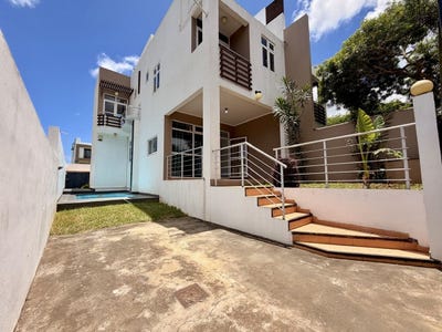 /international/mu/grand-baie-riviere-du-rempart-310109074645/