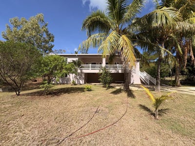 /international/mu/piton-de-la-petite-riviere-noire-petite-riviere-noire-plaines-wilhems-district-310108401744/