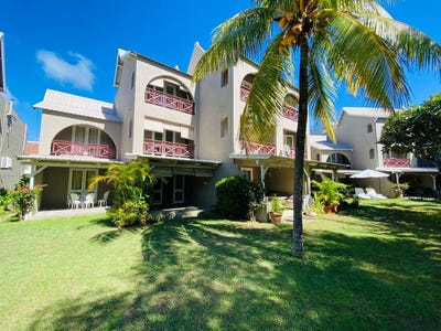 /international/mu/bain-boeuf-riviere-du-rempart-district-310108050575/