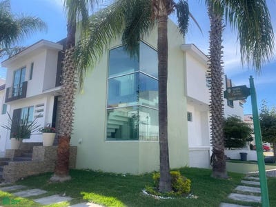 /international/mx/jardin-de-las-parotas-505-44-jardin-real-zapopan-jalisco-zapopan-jalisco-310107364729/