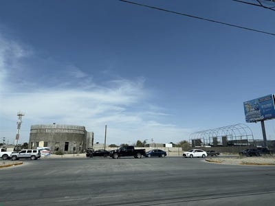 /international/mx/avenida-ejercito-nacional-1907-lucio-cabanas-juarez-chihuahua-juarez-chihuahua-310108798703/