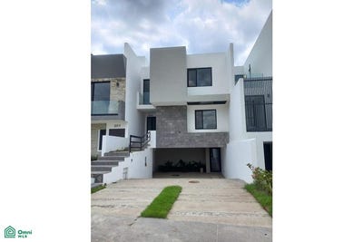 /international/mx/calle-tabachines-7-fraccionamiento-las-grullas-tlajomulco-de-ziga-jalisco-tlajomulco-de-zuniga-jalisco-310108310504/