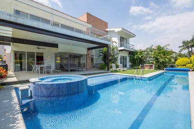 /international/mx/paseo-de-las-flores-emiliano-zapata-morelos-310104461555/