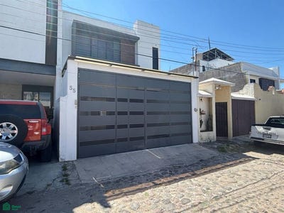 /international/mx/santa-teresa-coto-san-francisco-2000-int-55-san-francisco-zapopan-jalisco-zapopan-jalisco-310108005531/