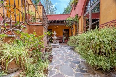 /international/mx/la-mesa-grande-malanquin-san-miguel-de-allende-guanajuato-310108950387/?lang=de
