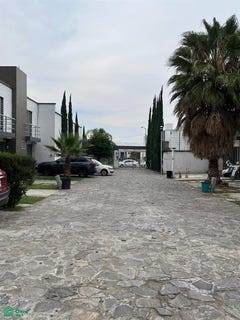 /international/mx/av-prolongacion-guardia-nacional-2430-casa-29-el-fortin-zapopan-jalisco-zapopan-jalisco-310107862293/