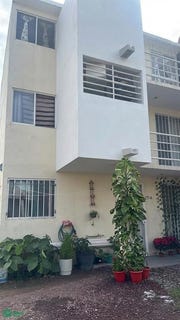 /international/mx/gral-felipe-angeles-2m12-huerta-vieja-ixtlahuacan-de-los-membrillos-jalisco-ixtlahuacan-de-los-membrillos-jalisco-310107621044/