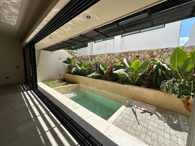 /international/mx/fuente-luminosa-cancun-quintana-roo-310108323988/