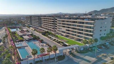 /international/mx/carr-transpenisular-el-tezal-km-4-5-unit-1405-cabo-san-lucas-baja-california-sur-310106194019/