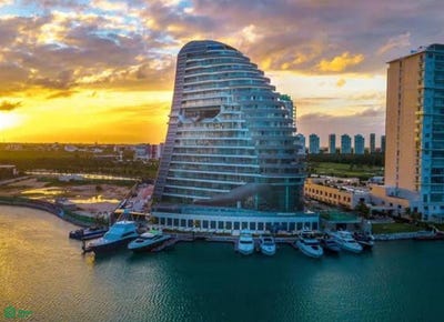 /international/mx/shark-tower-cancun-shark-tower-cancun-cancun-centro-benito-juarez-quintana-roo-cancun-quintana-roo-310106292723/