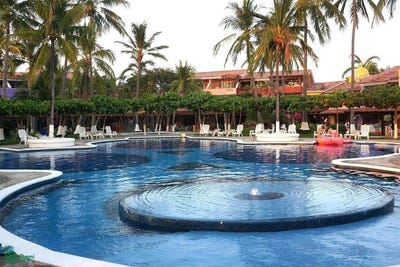 /international/mx/boulevard-paseo-ixtapa-0-marina-ixtapa-zihuatanejo-de-azueta-guerrero-40883-zihuatanejo-de-azueta-guerrero-310108161912/