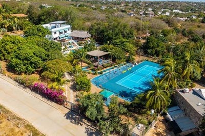 /international/mx/puerto-escondido-oaxaca-310106197362/