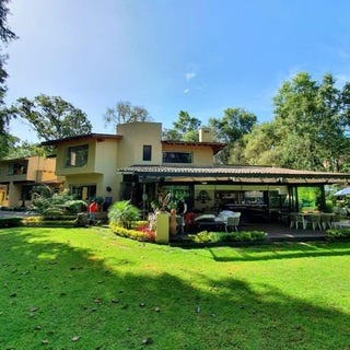 /international/mx/club-de-golf-avandaro-valle-de-bravo-mexico-city-310107914243/