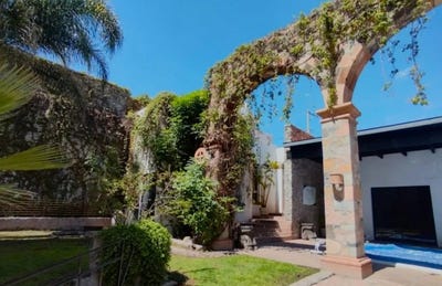 /international/mx/meson-de-la-santa-cruz-santiago-de-queretaro-queretaro-310106480115/
