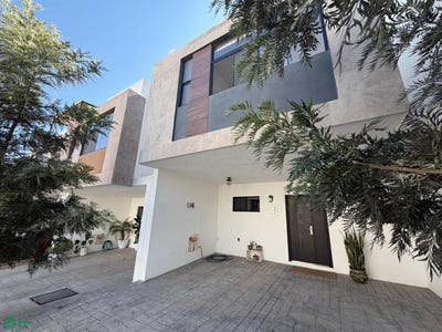 /international/mx/avenida-paseo-de-las-pitahayas-condominio-vernazza-massaro-49a-zibata-el-marques-queretaro-el-marques-queretaro-310103605556/