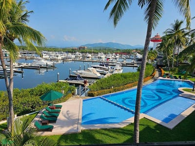 /international/mx/paseo-ixtapa-0-marina-ixtapa-ixtapa-zihuatanejo-jose-azueta-guerrero-40880-guerrero-310106631436/