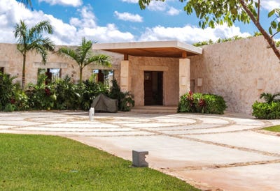 /international/mx/calle-alamos-cancun-quintana-roo-310105715477/
