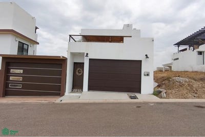 /international/mx/calle-baja-california-914-eduardo-crosthwhite-playas-de-rosarito-baja-california-playas-de-rosarito-baja-california-310108311669/