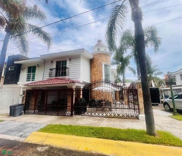 /international/mx/paseo-rey-constantino-120-colinas-virreyes-zapopan-jalisco-zapopan-jalisco-310101154272/?lang=en