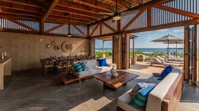 /international/mx/puerto-escondido-oaxaca-310106195315/