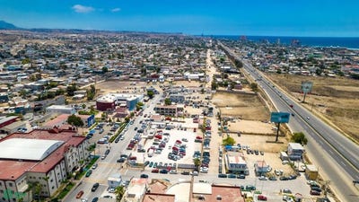 /international/mx/jose-haros-aguilar-s-n-rosarito-playas-de-rosarito-baja-california-22955-playas-de-rosarito-baja-california-310102536280/
