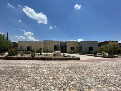 /international/mx/los-labradores-los-labradores-guanajuato-310107235619/
