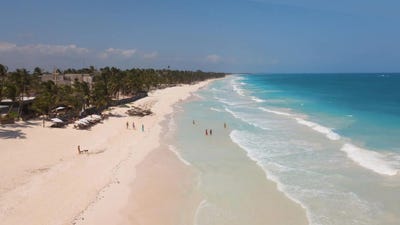 /international/mx/4gjp-mf-tulum-beach-77760-tulum-quintana-roo-mexico-beach-tulum-quintana-roo-310101131269/