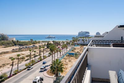 /international/mx/blvd-constituyentes-207-el-medano-ejidal-23450-cabo-san-lucas-b-c-s-mexico-cabo-san-lucas-baja-california-sur-310108893763/?lang=id