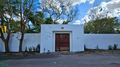 /international/mx/25a-250-chichi-suarez-merida-yucatan-merida-yucatan-310106110325/