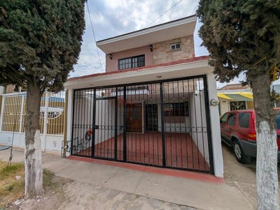 /international/mx/circuito-san-blas-284549-parques-de-santa-cruz-del-valle-san-pedro-tlaquepaque-jalisco-san-pedro-tlaquepaque-jalisco-310108365661/
