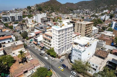 /international/mx/41-ednia-in-the-romantic-zone-e5-emiliano-zapata-puerto-vallarta-jalisco-puerto-vallarta-jalisco-310103266437/