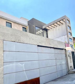 /international/mx/martin-caballero-huixquilucan-mexico-city-310104460971/