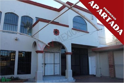 /international/mx/avenida-gran-lago-de-los-esclavos-820-fraccionamiento-jardines-del-lago-mexicali-baja-california-mexicali-baja-california-310108431921/