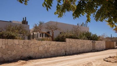 /international/mx/baja-california-baja-california-310109206122/