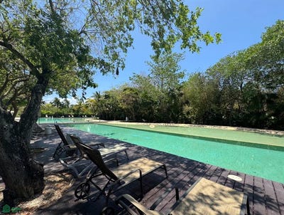 /international/mx/nick-price-corasol-playa-del-carmen-mx63-rg6-playa-del-carmen-quintana-roo-ciudad-playa-del-carmen-solidaridad-riviera-maya-quintana-roo-77710-quintana-roo-310108458445/