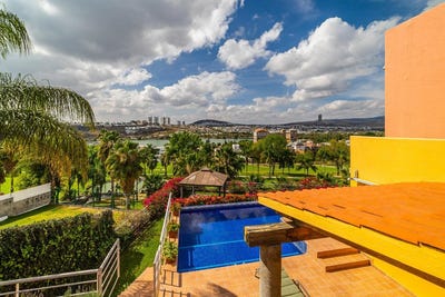 /international/mx/avenida-san-isidro-queretaro-queretaro-310107914581/
