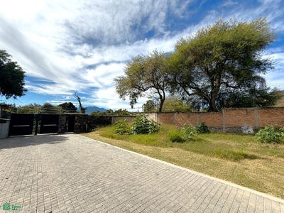 /international/mx/cerro-colorado-fracc-villa-colorada-5-ajijic-centro-chapala-jalisco-ajijic-jalisco-310107472366/