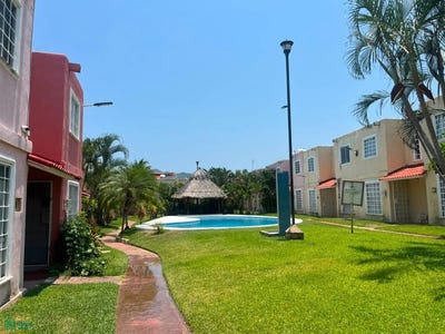 /international/mx/fraccionamiento-gaviotas-36-llano-largo-acapulco-de-juarez-guerrero-acapulco-de-juarez-guerrero-310108868445/?lang=es