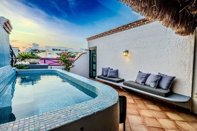 /international/mx/1-avenida-nte-305-gonzalo-guerrero-77720-playa-del-carmen-q-r-mexico-akumal-quintana-roo-310108832283/?lang=zh-cn