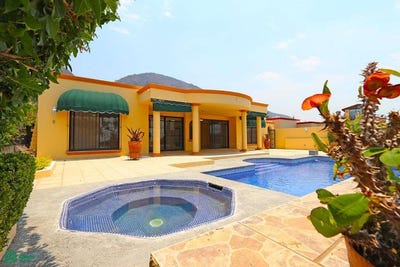 /international/mx/lazaro-cardenas-ajijic-jalisco-310108594192/?lang=es