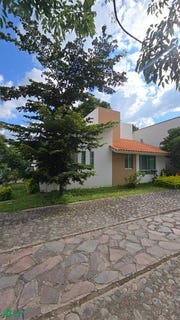 /international/mx/prol-ninos-heroes-1234-la-fresna-tlajomulco-de-ziga-jalisco-45650-jalisco-310102270033/